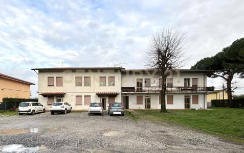 Via dei Coselli, Capannori, Toscana 55012, Italie