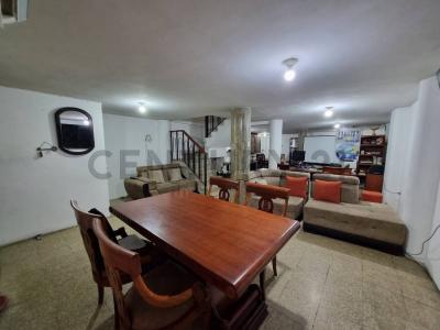 Casa de 3 pisos en Sauces 8, Guayaquil, Guayas 00001, エクアドル