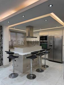 Av. Daniel Camejo Octavio Casa Bote C, Lechería, Anzoategui 6016, Venezuela