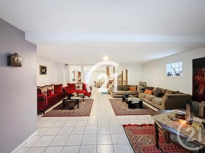 Goussainville, Île-de-France 95190, アキタン