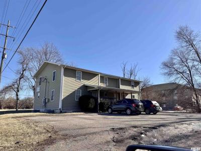 1613 W ADAMS Street, Macomb, Illinois 61455