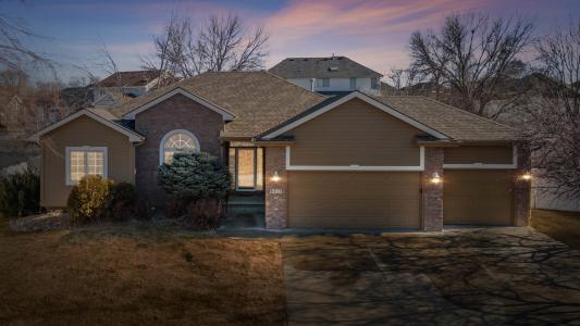 9425 Valley View Drive, La Vista, Nebraska 68128, USA