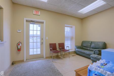 46819 Garfield, Macomb, Michigan 48044, USA