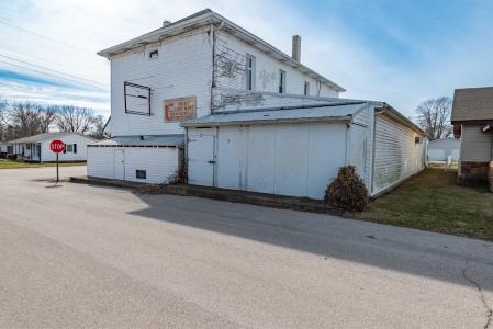7694 E First St, Riley, Indiana 47871, États-Unis