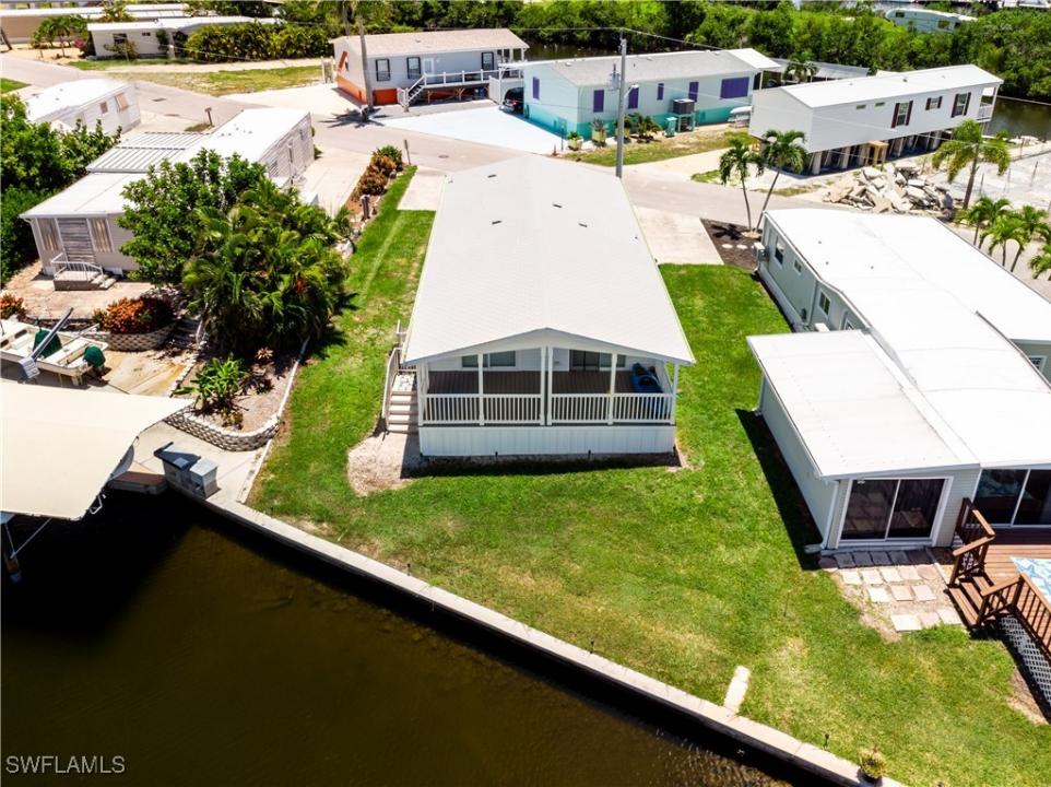 3892 Cherry Lane, St James City, Florida 33956, USA