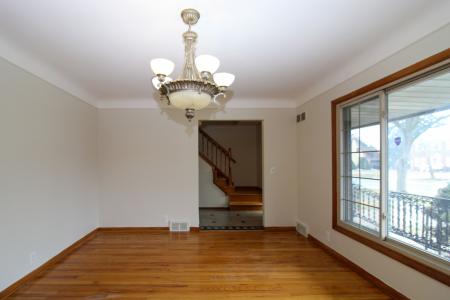 7628 W Morrow Circle, Dearborn, 密歇根州 48126, 美国