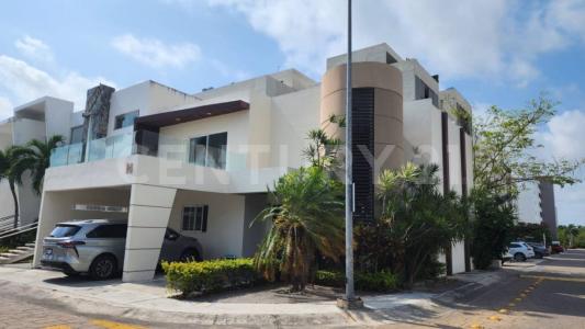 palmaris 1,, Cancún/Benito Juárez, Quintana Roo 77500, Mexico