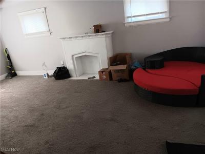 12604 Beachwood Avenue, Cleveland, 俄亥俄州 44105, 美国