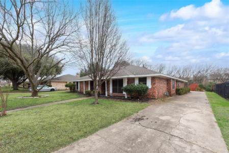 931 Westlake DR, DeSoto, Texas 75115, USA
