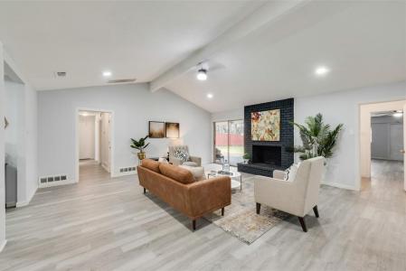 931 Westlake DR, DeSoto, Texas 75115, USA