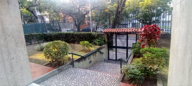 Principal de Caurimare Res. Rosario, Caracas, Miranda 00001, ベネズエラ