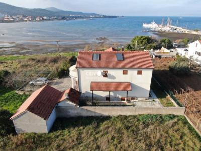 Pašman, Pašman, Zadarska županija, Slovenia