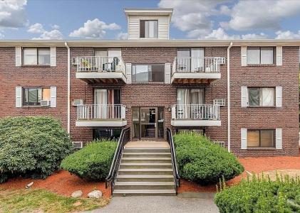 272 E Haverhill , 17, Lawrence, Massachusetts 01841, USA