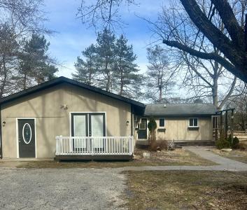 325 W W Delhi Road, Ann Arbor, Michigan 48103, USA