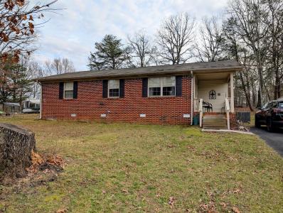 116 Dogwood Manor Rd, Coalmont, Tennessee 37313, USA