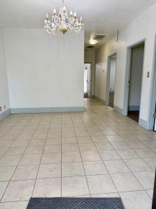 246 W Caldwell Avenue, Visalia, Califórnia 93277, Estados Unidos