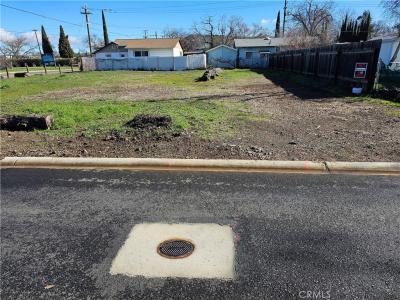 3516 Cypress Street, Clearlake, 加州 95422, 美國