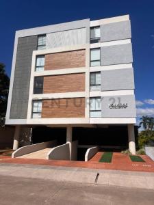 Av. Piraí, Calle Tres Cruces Condominio Nomhbre, Piso 2, Dpto. 204 , Las Palmas, Santa Cruz 00001, Bolivia