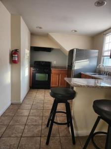 525 Maple Ave, Linden City, Nova Jersey 07036-2807, Estados Unidos