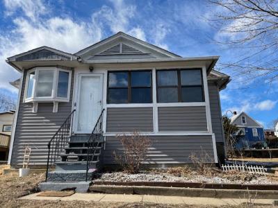 217 Hillcrest Road, Bridgeport, Connecticut 06608, USA