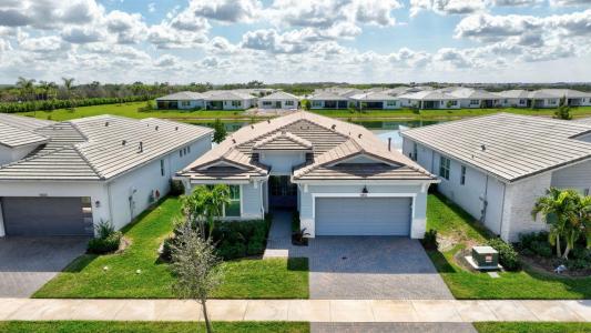 9816 SW Isabelline Drive, Port Saint Lucie, Florida 34987