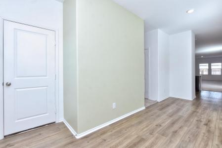 605 Rancho Del Cielo LOOP, Jarrell, 得克萨斯州 76537, 美国