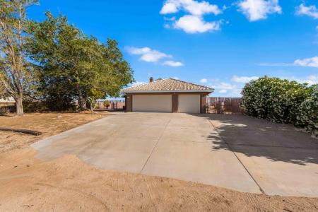 6832 Quezon Avenue, California City, كاليفورنيا 93505, الولايات المتحدة