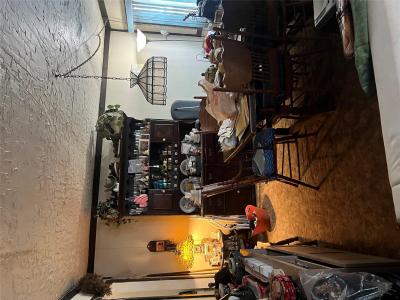 417 N Monroe Avenue, Lindenhurst, Nova Iorque 11757, Estados Unidos