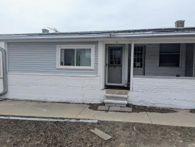 5612 S Route 31 Highway , B, Crystal Lake, Illinois 60014, États-Unis