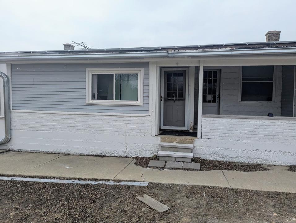 5612 S Route 31 Highway , B, Crystal Lake, Illinois 60014