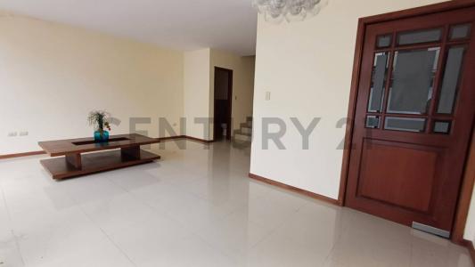 Urbanización Bali Av. León Febres Cordero, Daule, Guayas 00001, Эквадор