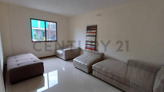 Urbanización Bali Av. León Febres Cordero, Daule, Guayas 00001, Ecuador