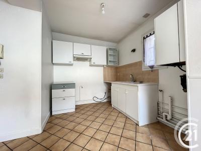 Provins, Île-de-France 77160, Francia