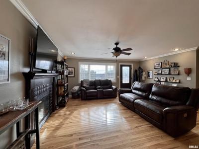 9 Prairie Road, Macomb, Illinois 61455, Amerika Birleşik Devletleri