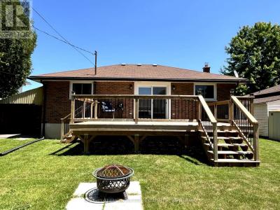 216 UNION STREET, Greater Napanee (greater Napanee), Ontario K7R 2W6, Canada