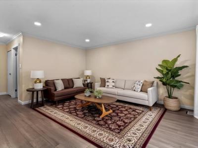 2853 W BOURQUIN CRESCENT, Abbotsford, British Columbia V2S 6H6, Canada