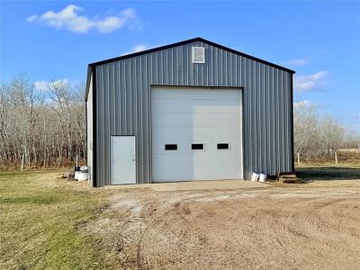 103165 54 ROAD NORTH, Brandon, Manitoba R7A 5Y4, CANADÁ