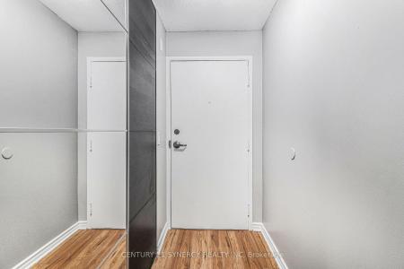 475 LAURIER AVENUE, Ottawa Centre, Ontario K1R 7X1, Canadá