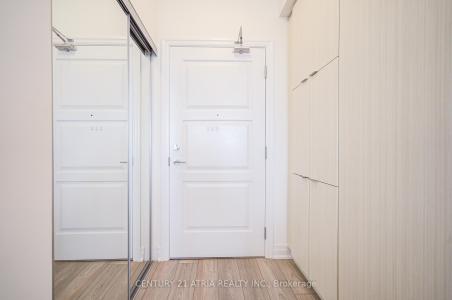 36 ELM DRIVE W, Mississauga, Ontario L5B 1L9, Kanada