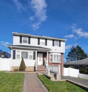 318 Berkshire Avenue,, Paterson, NJ 07502, USA