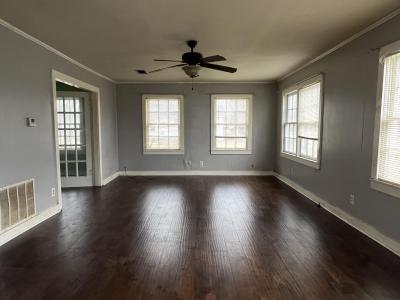 513 Allen Ave, Bonham, تكساس 75418, الولايات المتحدة