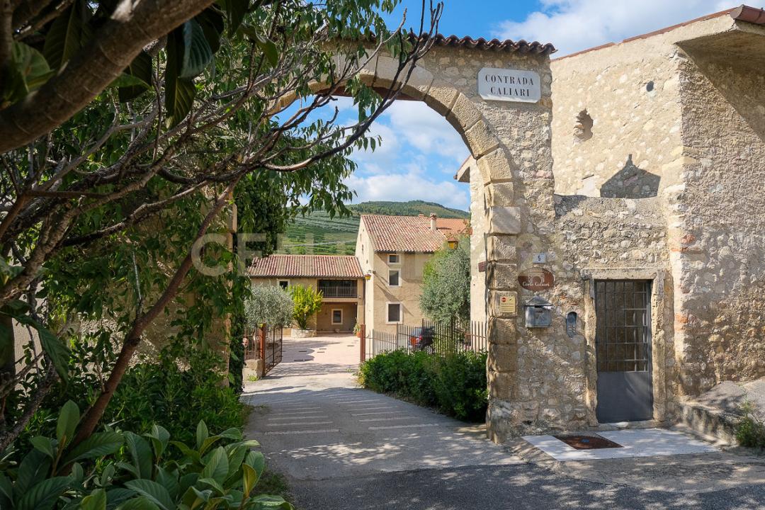 Contrada Caliari, Cazzano Di Tramigna, Veneto 37030, Italia