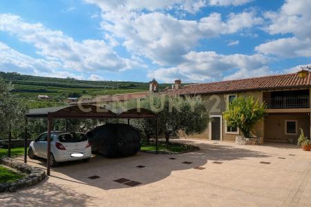 Contrada Caliari, Cazzano Di Tramigna, Veneto 37030, Italia