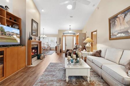 6120 N Misty Oak Terrace, Beverly Hills, Florida 34465, Amerika Birleşik Devletleri