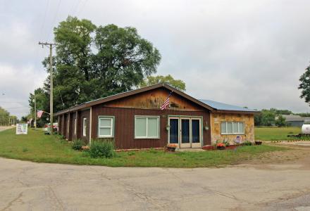 358 S Oak Street, Lone Rock, Wisconsin 53556, USA