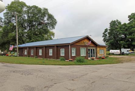 358 S Oak Street, Lone Rock, Wisconsin 53556, États-Unis