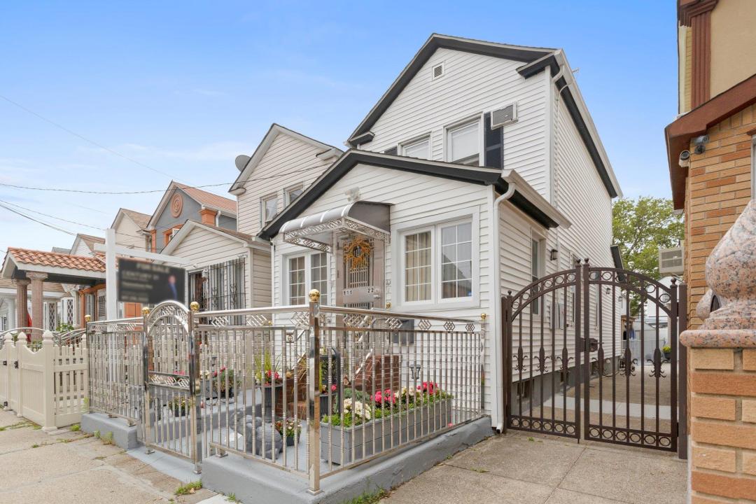 11122 114th Street, South Ozone Park, New York 11420, HOA KỲ