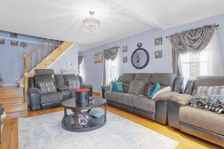 11122 114th Street, South Ozone Park, New York 11420, HOA KỲ