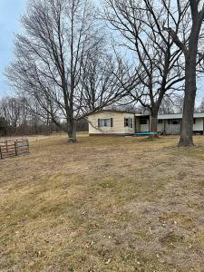 12092 E 1325 N, Odon, Indiana 47562, USA