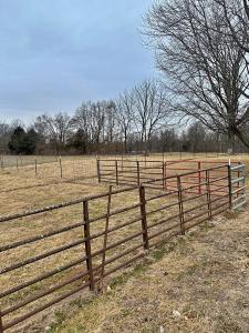 12092 E 1325 N, Odon, Indiana 47562, USA